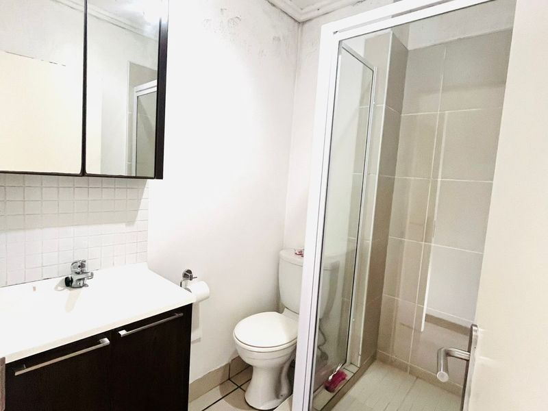 Apartment For Sale in Lonehill - Photo 8