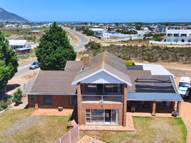 House For Sale in Fisherhaven - Photo 4