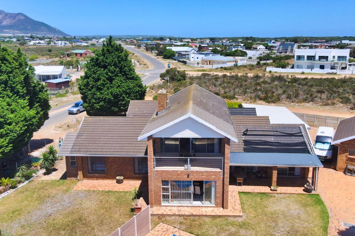 House For Sale in Fisherhaven - Photo 4