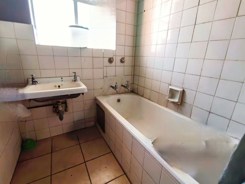 Apartment For Sale in Pretoria Central - Photo 8