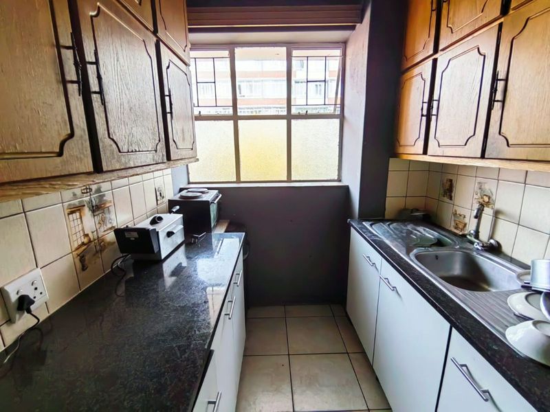 Apartment For Sale in Pretoria Central - Photo 7