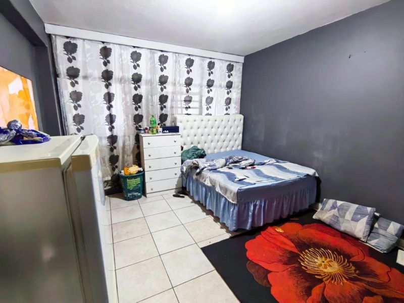 Apartment For Sale in Pretoria Central - Photo 4