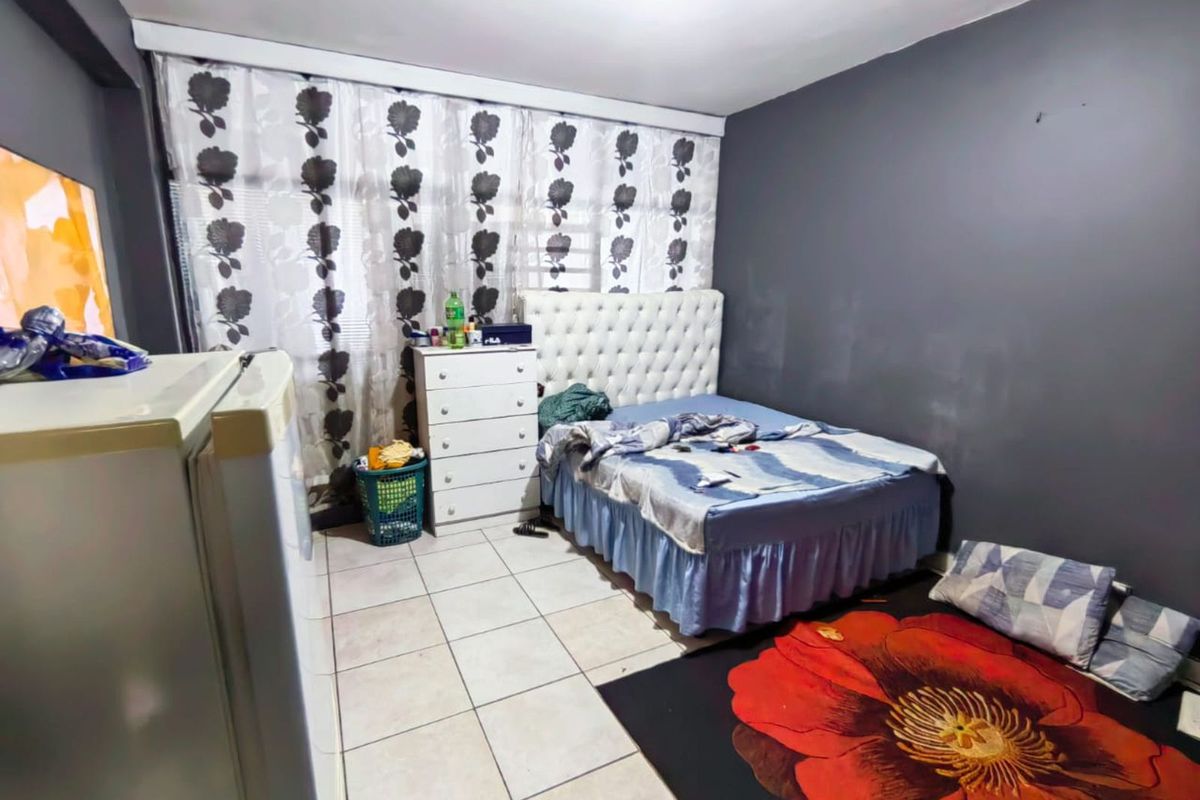 Apartment For Sale in Pretoria Central - Photo 4