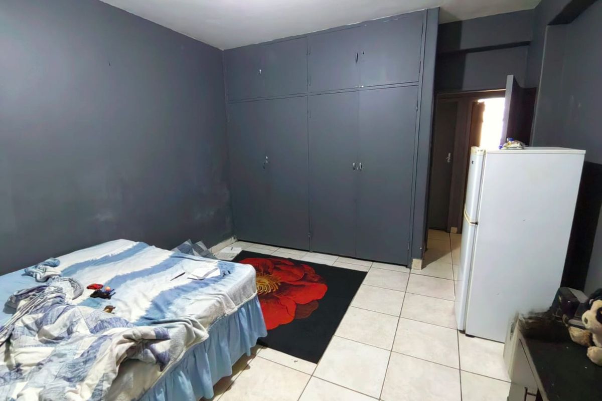 Apartment For Sale in Pretoria Central - Photo 5