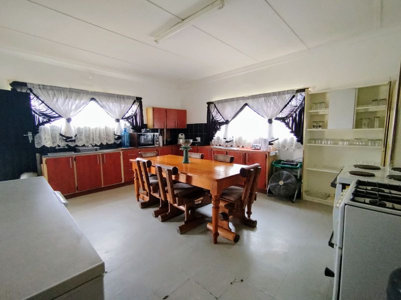 House For Sale in Ventersdorp Central - Photo 2