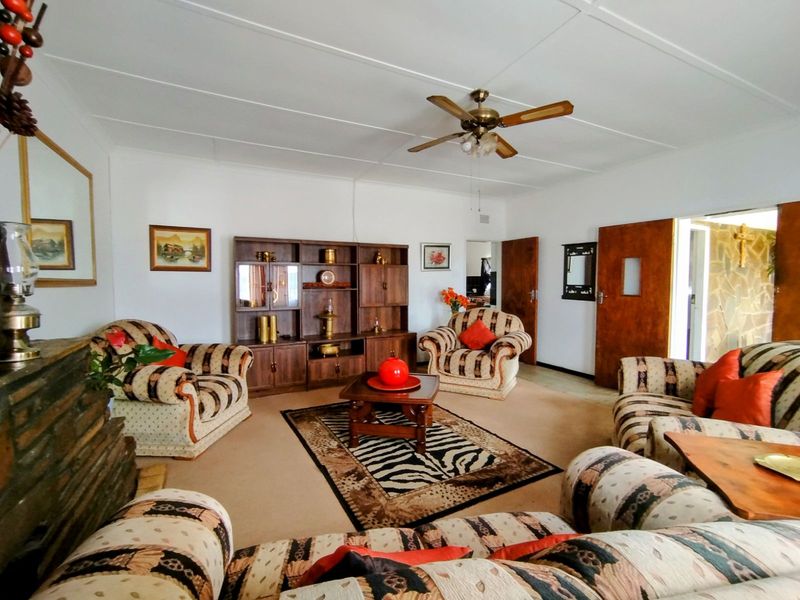 House For Sale in Ventersdorp Central - Photo 3