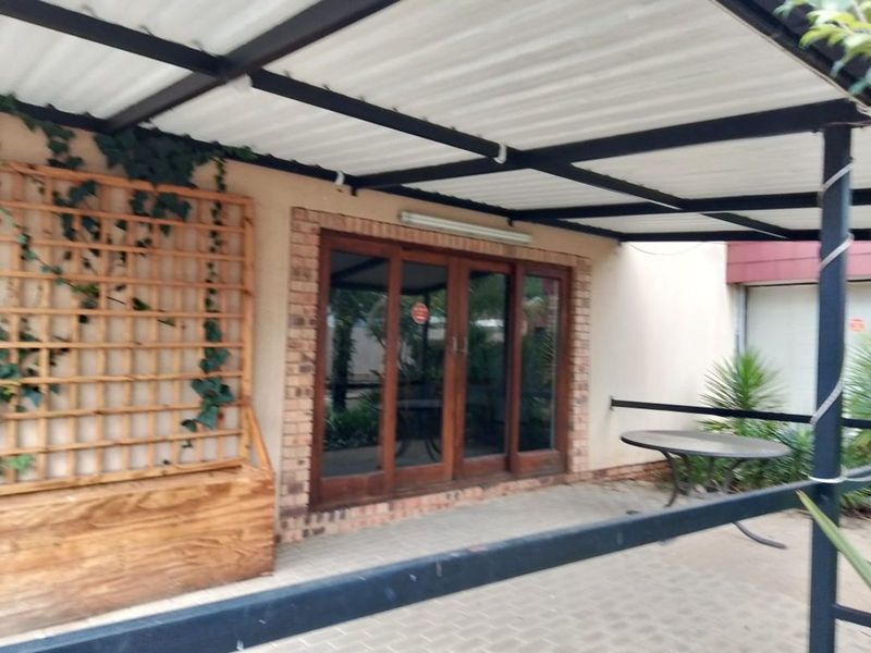 Guest House For Sale in Greenhills Ext 3 - Photo 6