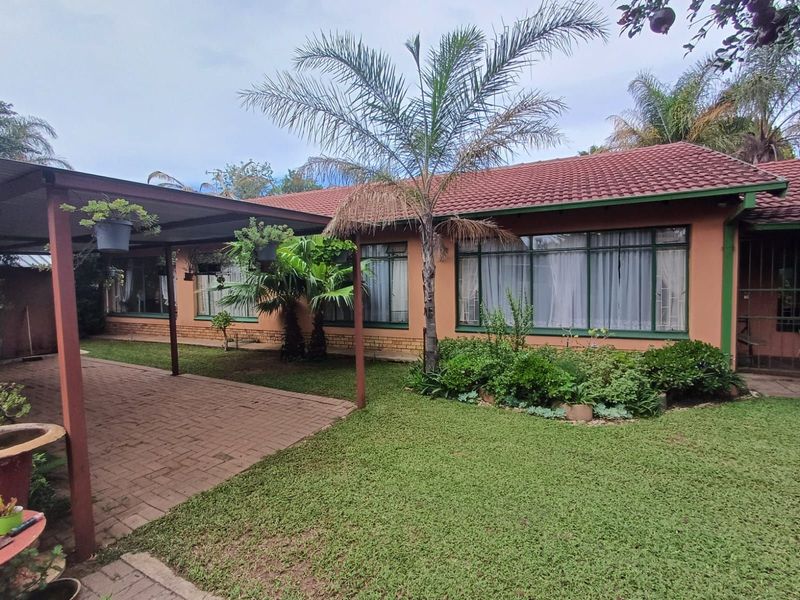House For Sale in Wilkoppies - Photo 5