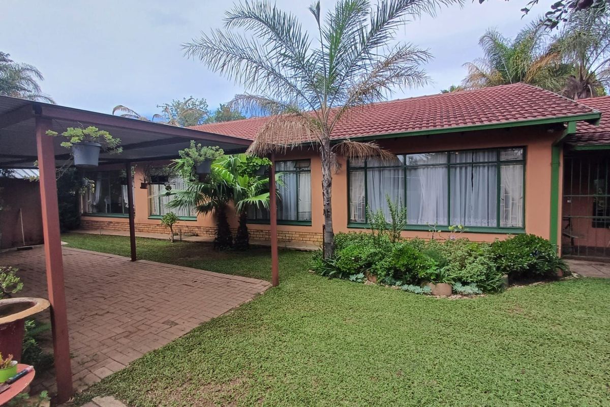 House For Sale in Wilkoppies - Photo 5