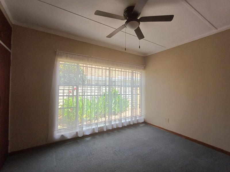 Townhouse For Sale in Neserhof - Photo 7