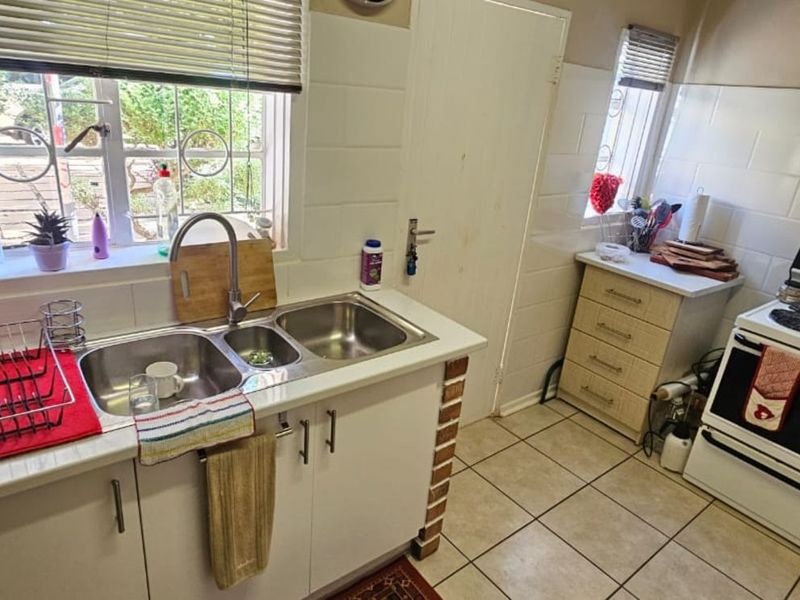 House For Sale in New Park - Photo 5