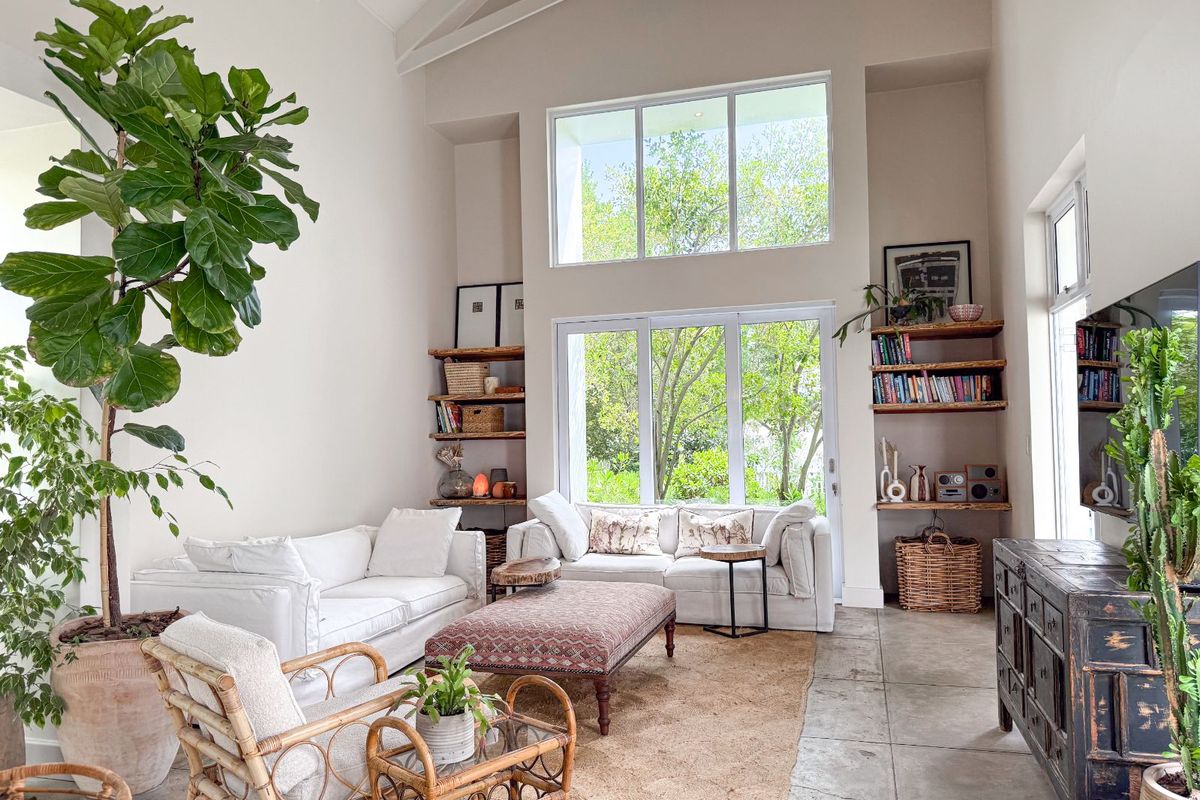 House For Sale in Thesen Islands - Photo 2