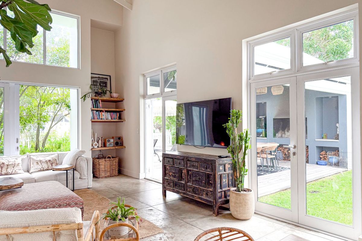 House For Sale in Thesen Islands - Photo 3