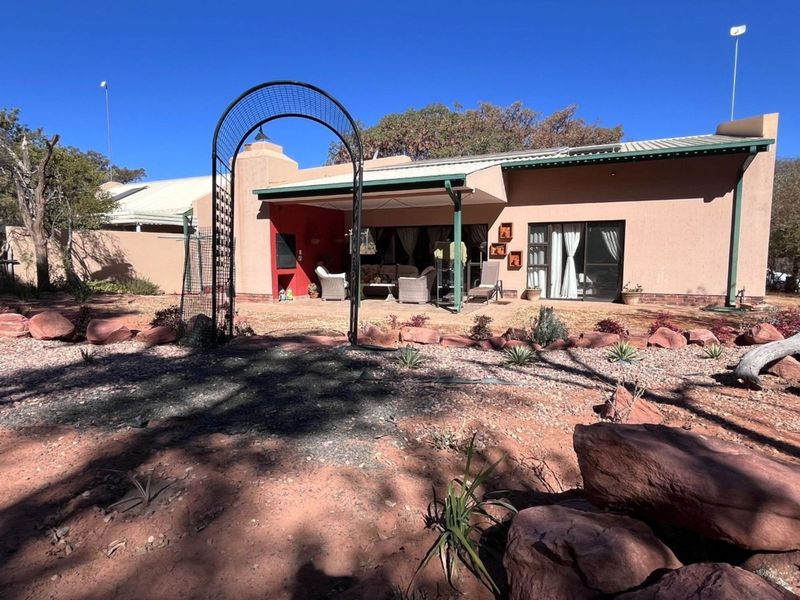 House For Sale in Modimolle Central - Photo 3