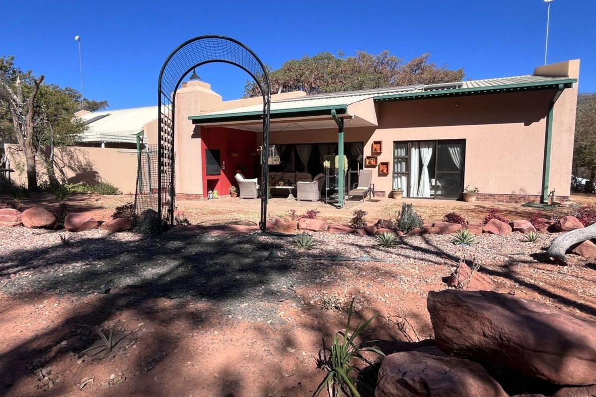 House For Sale in Modimolle Central - Photo 3