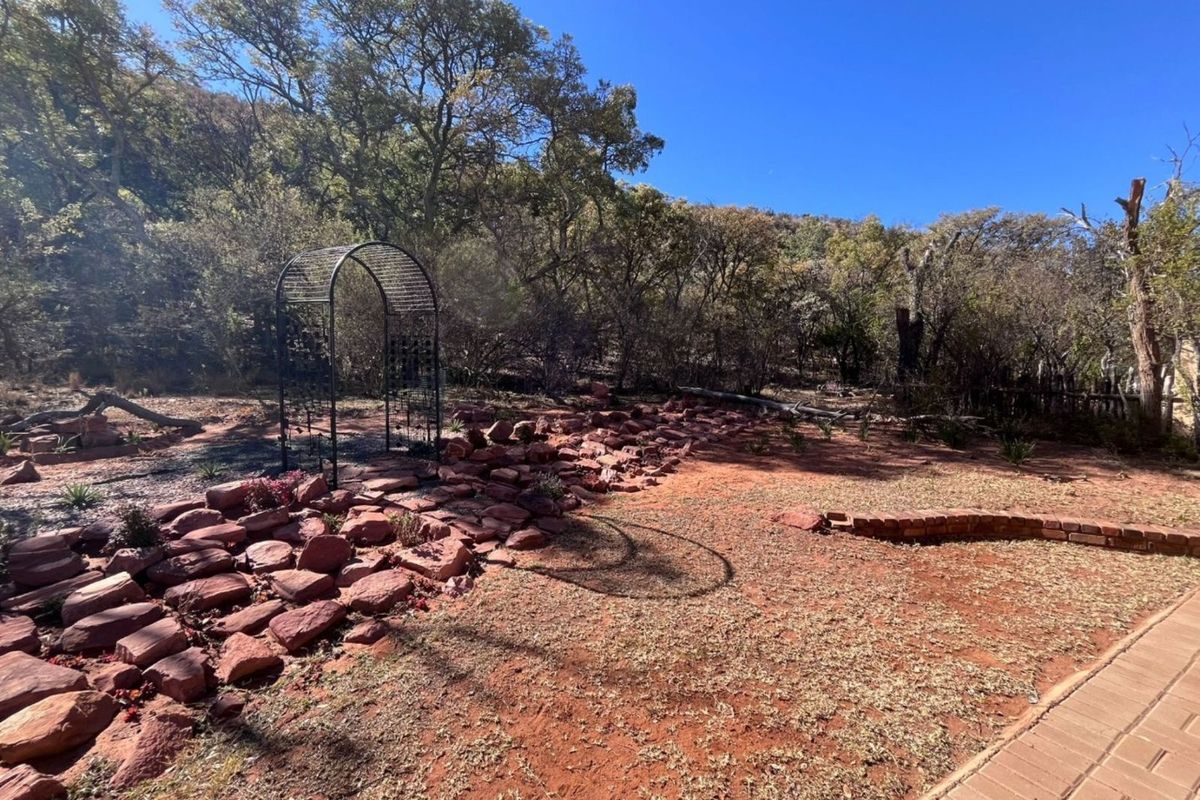 House For Sale in Modimolle Central - Photo 2