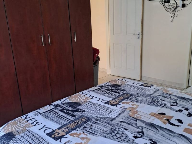 Townhouse For Sale in Tasbet Park - Photo 7