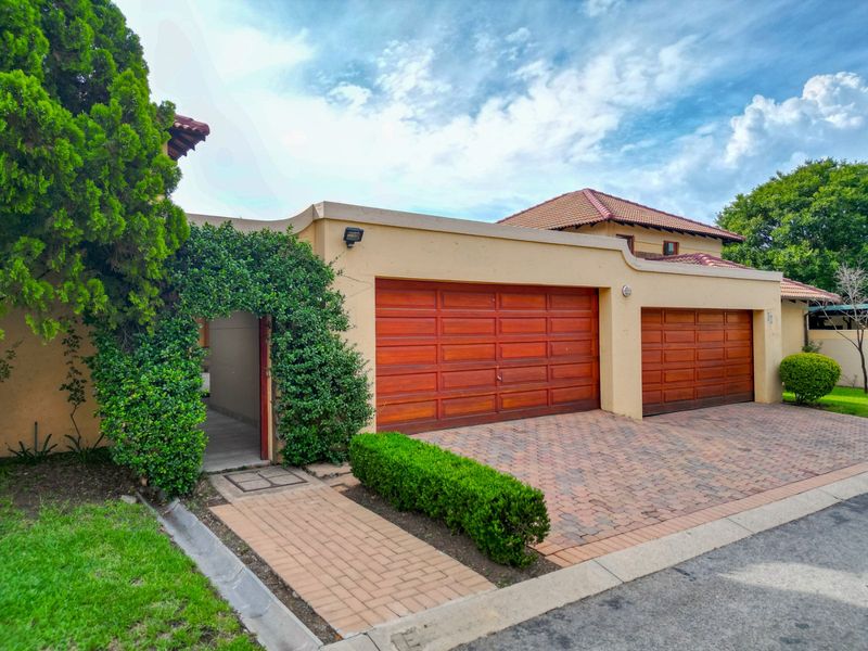 House For Sale in Lonehill - Photo 2