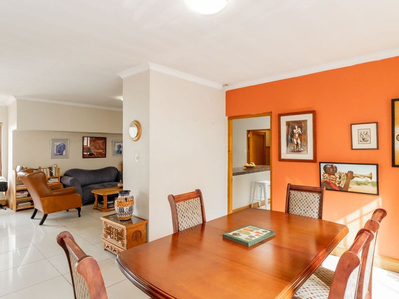 House For Sale in Bryanston East - Photo 7