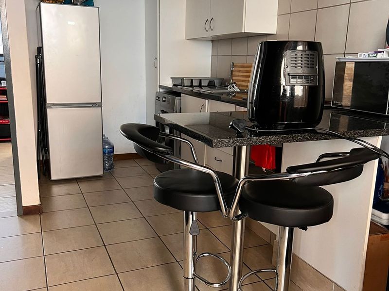 Apartment For Sale in Ferndale - Photo 2