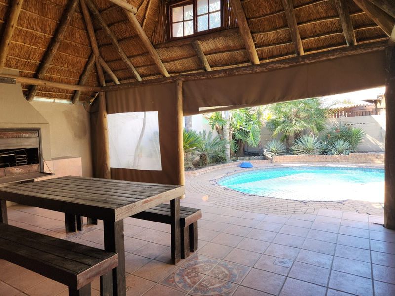 House For Sale in Secunda Central - Photo 7