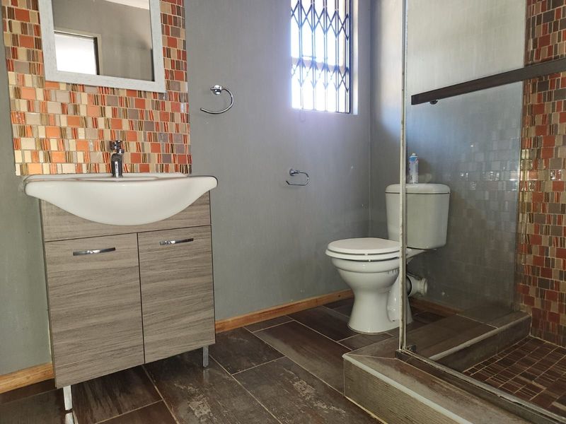 House For Sale in Secunda Central - Photo 6