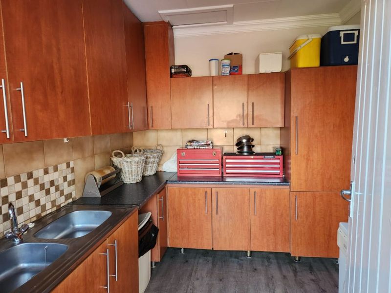 House For Sale in Penina Park - Photo 9