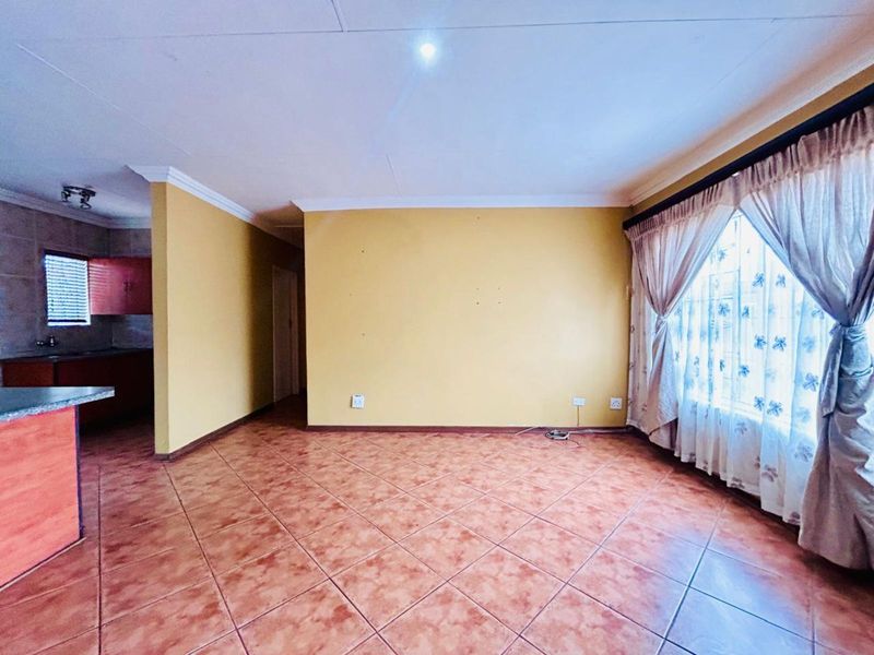 House For Sale in Klipfontein - Photo 8