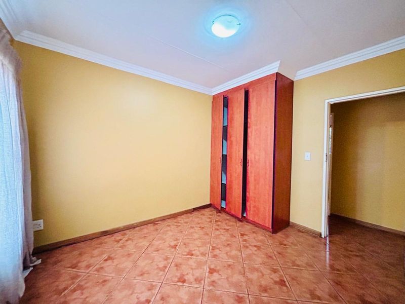 House For Sale in Klipfontein - Photo 2