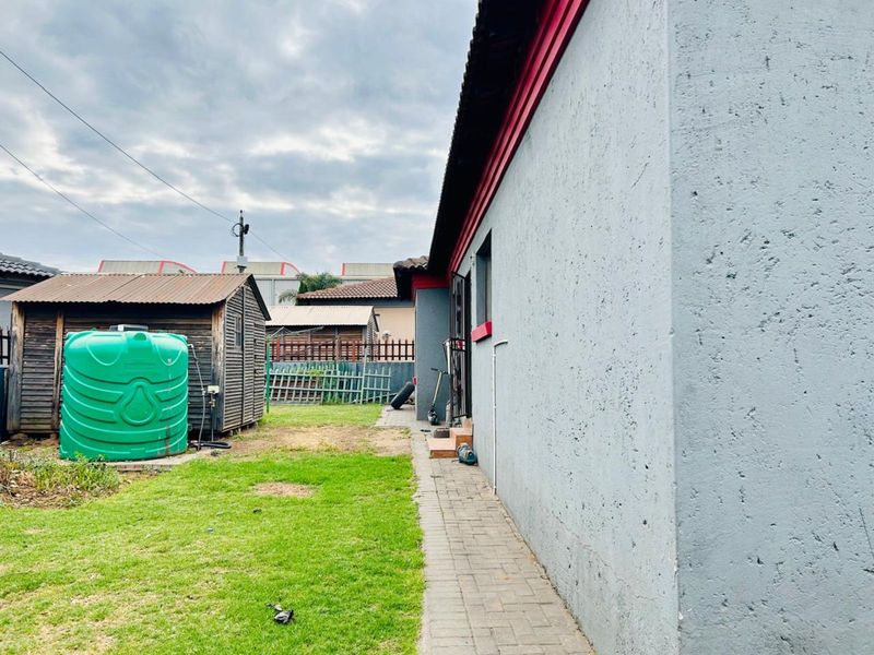 House For Sale in Klipfontein - Photo 1