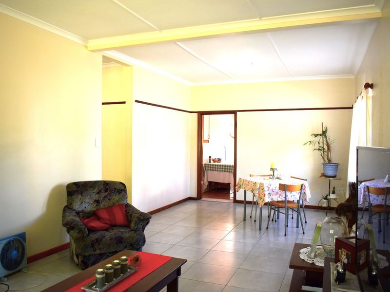 House For Sale in Villiersdorp Central - Photo 5