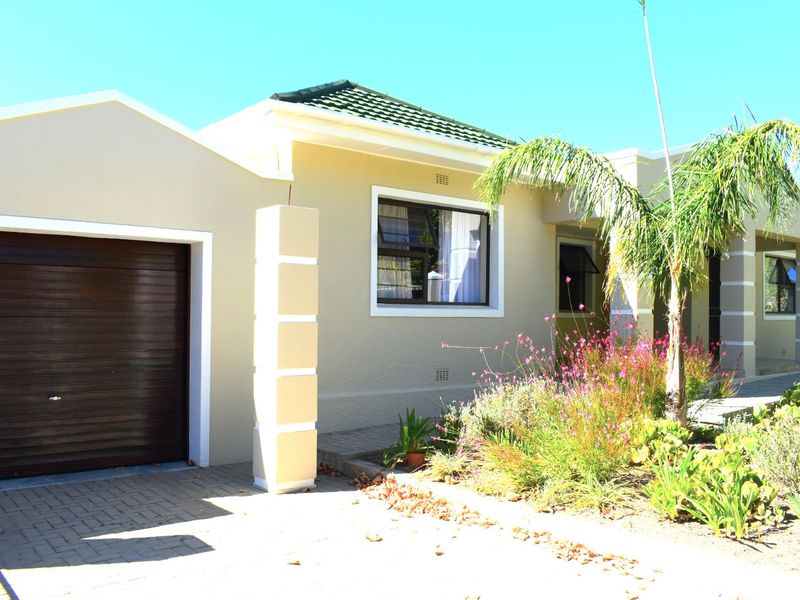 House For Sale in Villiersdorp Central - Photo 3
