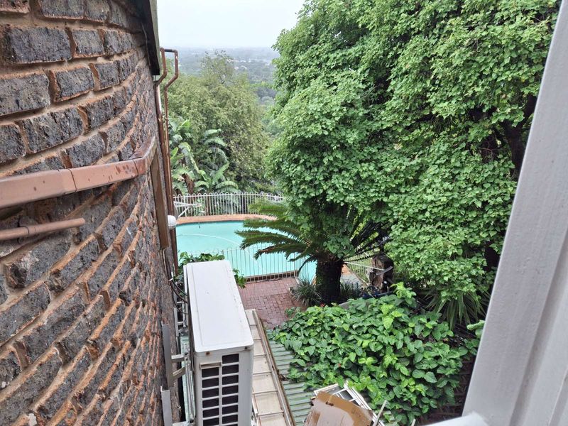 House For Sale in Pretoria North - Photo 4
