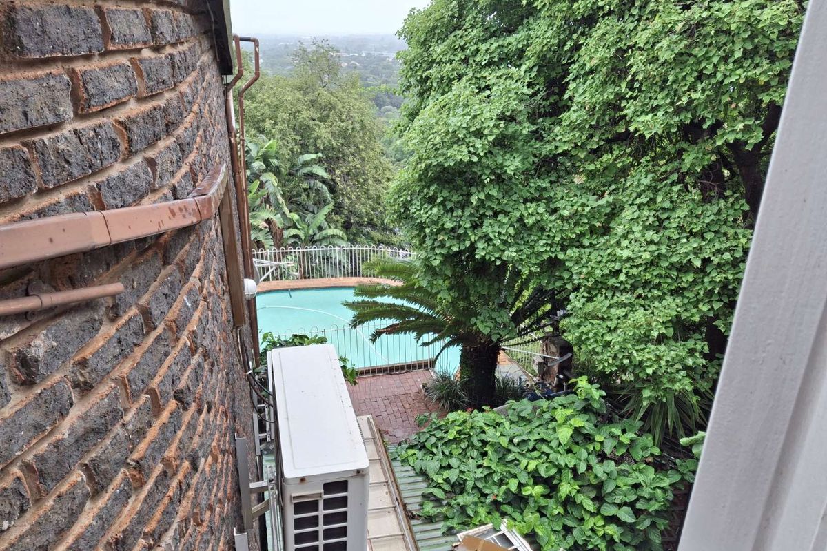 House For Sale in Pretoria North - Photo 4