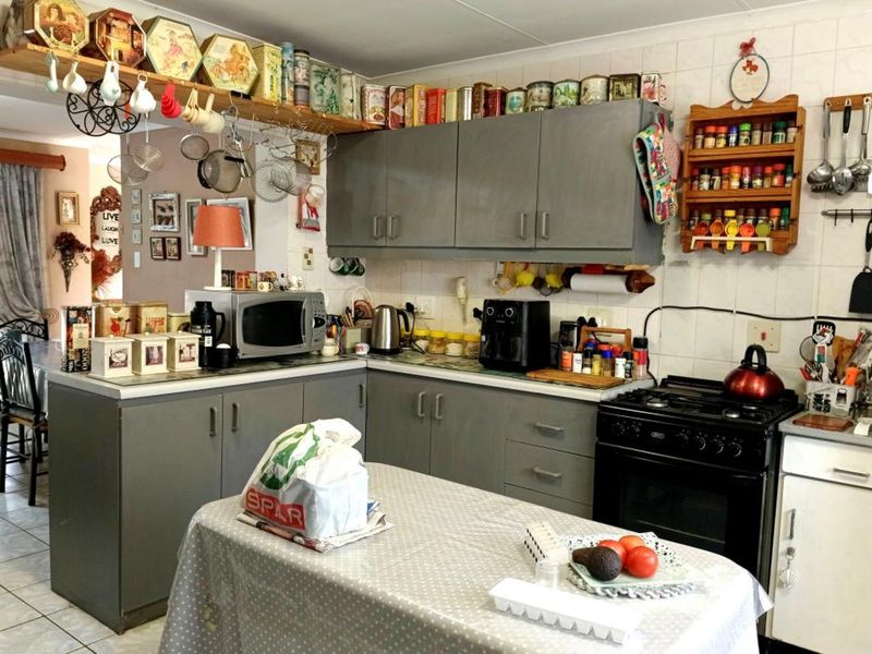 House For Sale in Flora Park - Photo 5