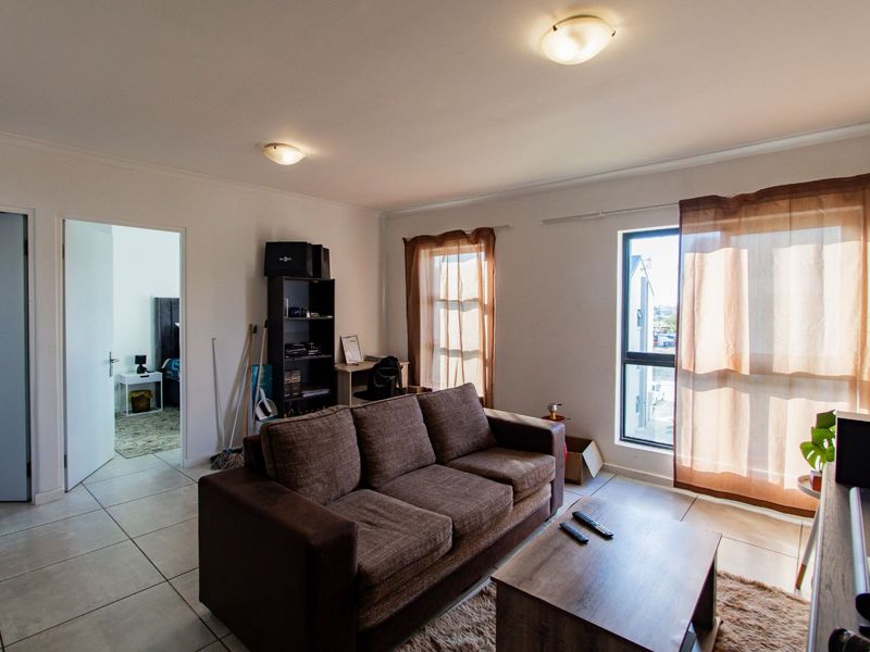Apartment For Sale in Eersterivier Industria - Photo 6