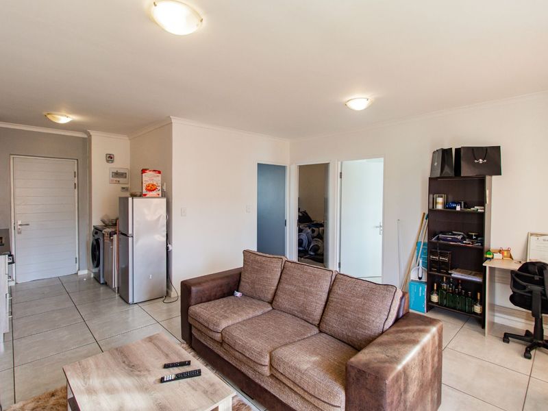 Apartment For Sale in Eersterivier Industria - Photo 4