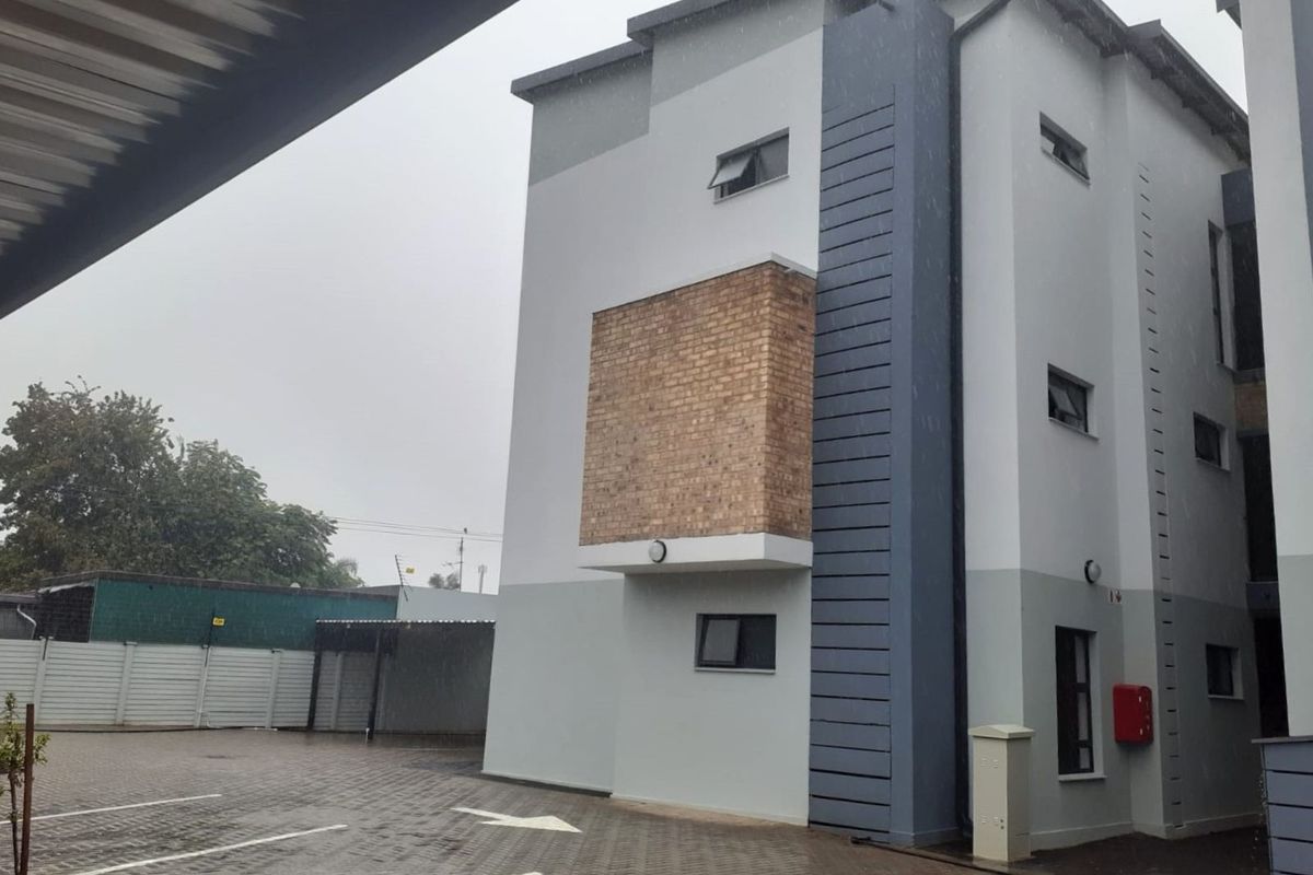 Apartment For Sale in Lyttelton Manor - Photo 2