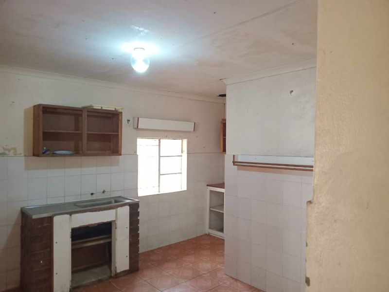 House For Sale in Vredefort Central - Photo 9