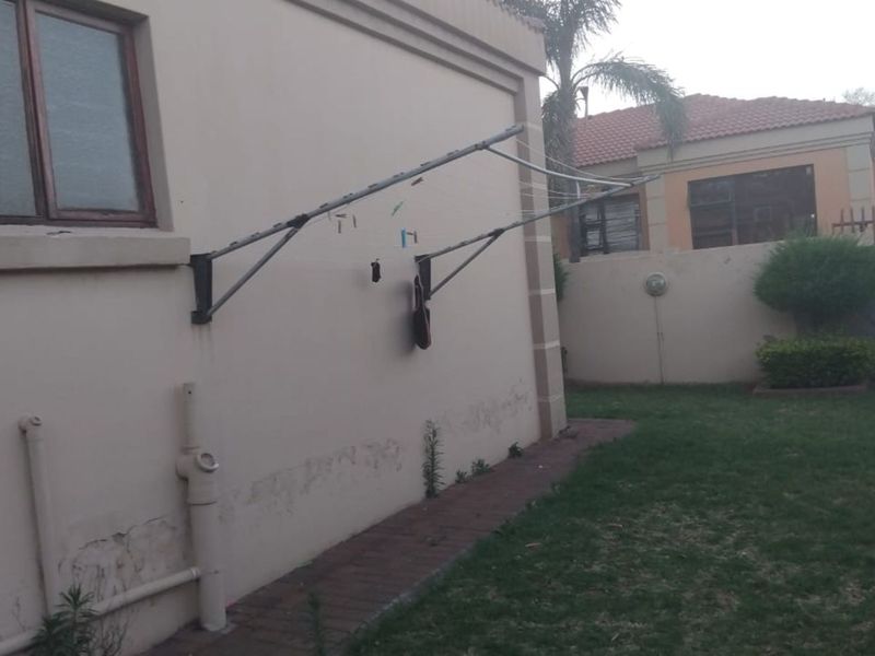 House For Sale in Reyno Ridge - Photo 6