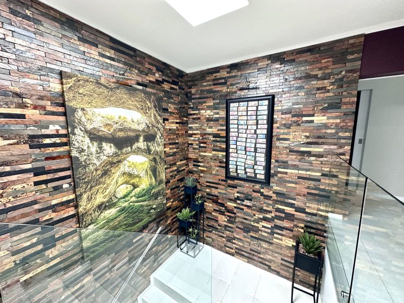 House For Sale in Pinnacle Point Golf Estate - Photo 6