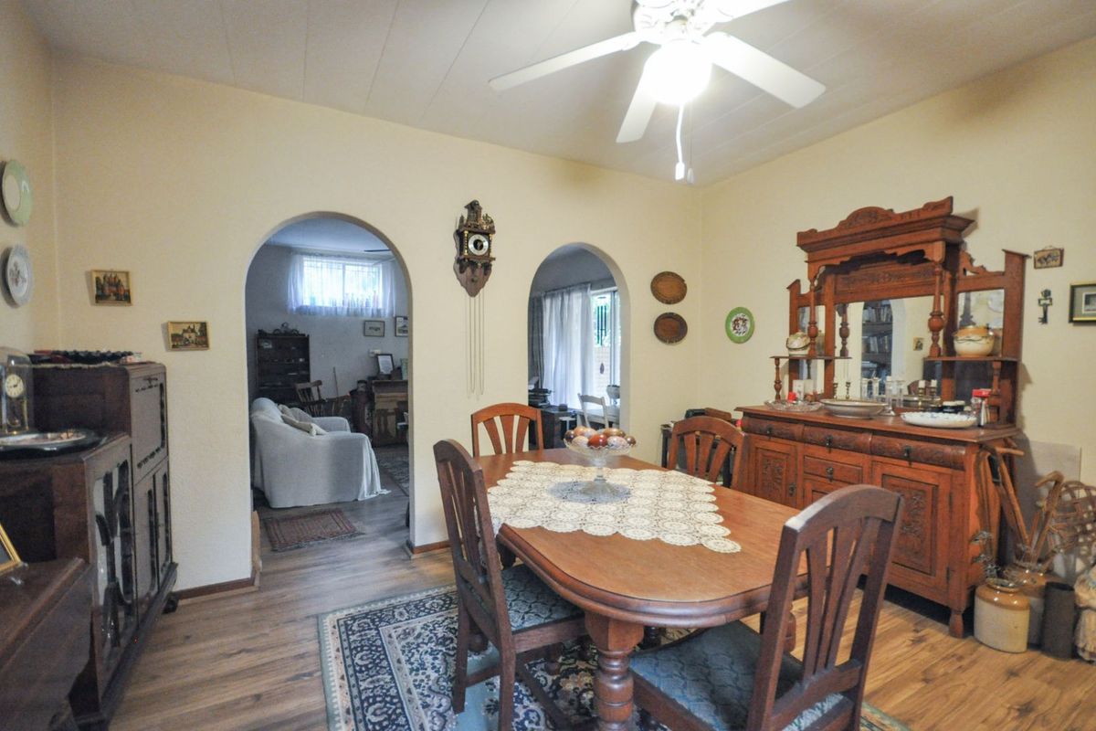 Townhouse For Sale in Faerie Glen - Photo 5