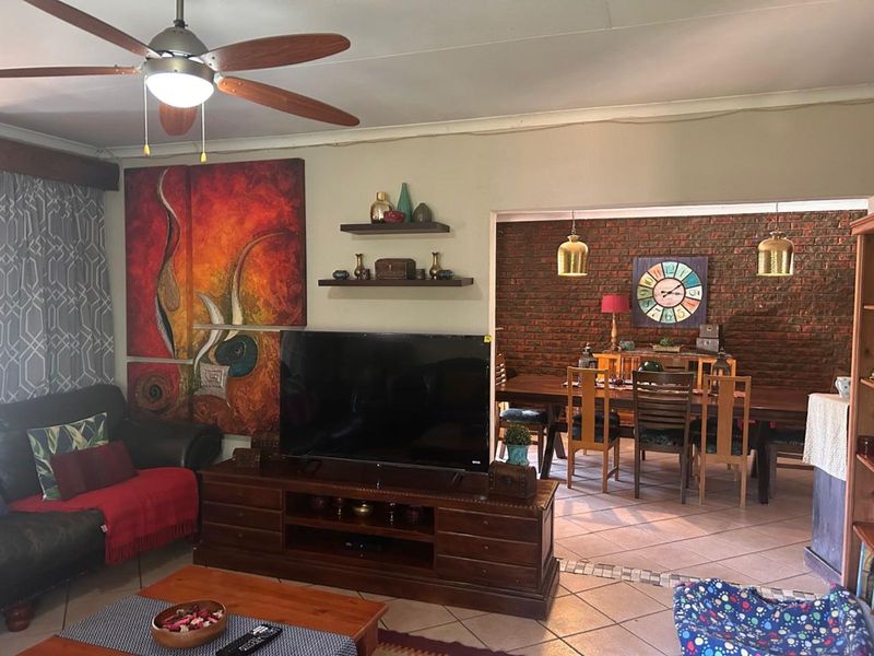 House For Sale in Bendor - Photo 8