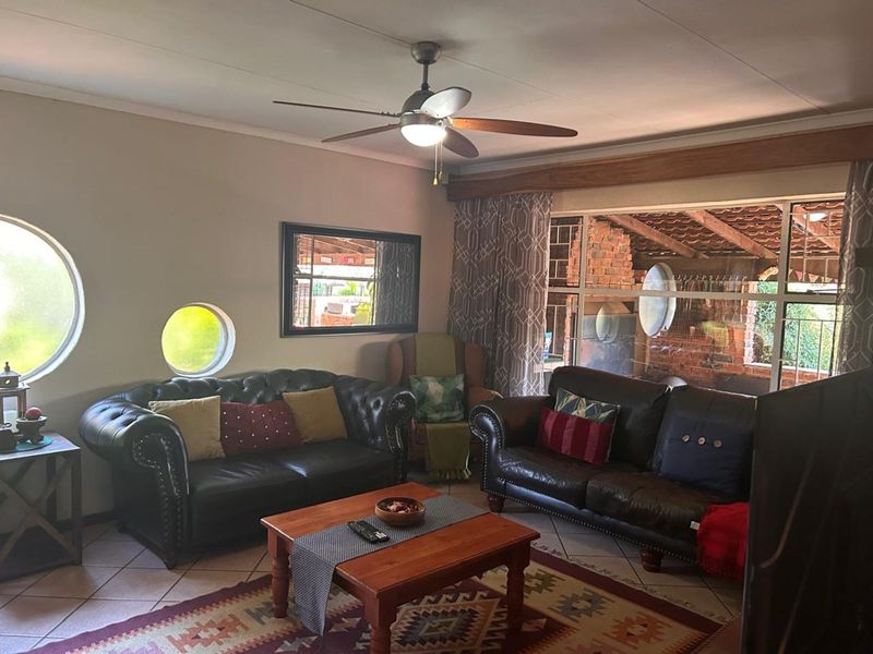 House For Sale in Bendor - Photo 7