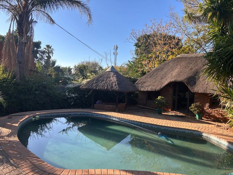 House For Sale in Bendor - Photo 2