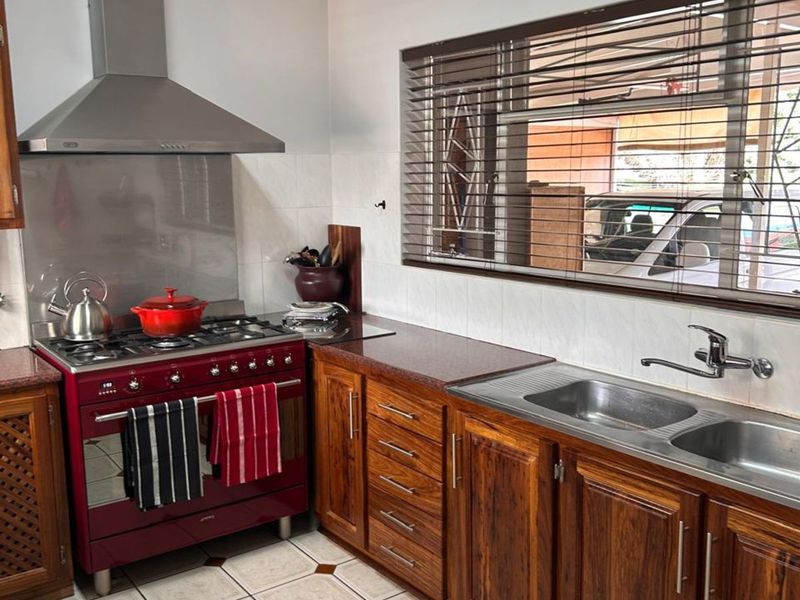 House For Sale in Bendor - Photo 10