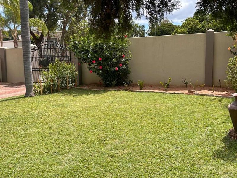 House For Sale in Bendor - Photo 3