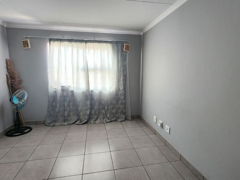Apartment For Sale in Riverside View - Photo 6