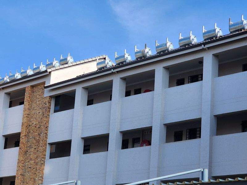 Apartment For Sale in Riverside View - Photo 3