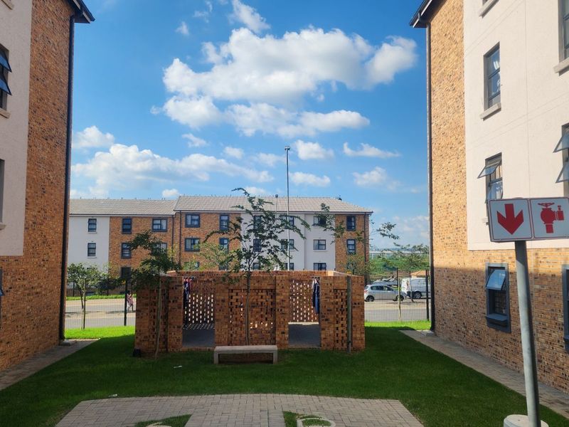 Apartment For Sale in Riverside View - Photo 4